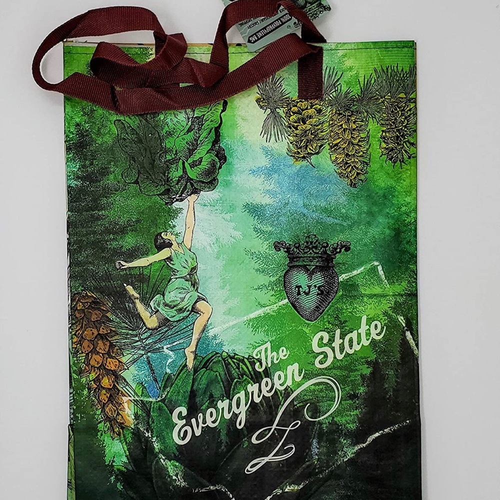 2 TWO New Trader Joe’s Washington State reusable shopping totes /bags NWT